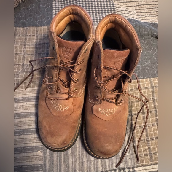 Women’s Ariat brown boot shoes - Picture 2 of 8